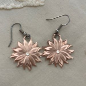 Flower earrings